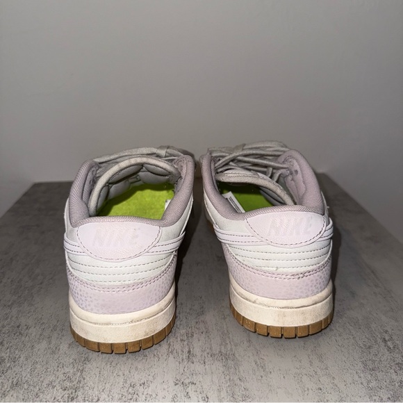 Nike Dunks Low Next Nature Size 6 - Picture 3 of 7